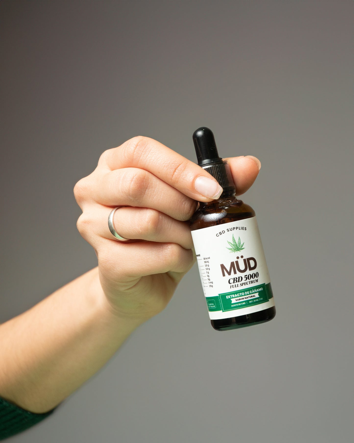 Aceite CBD 5000MG MÜD Natural