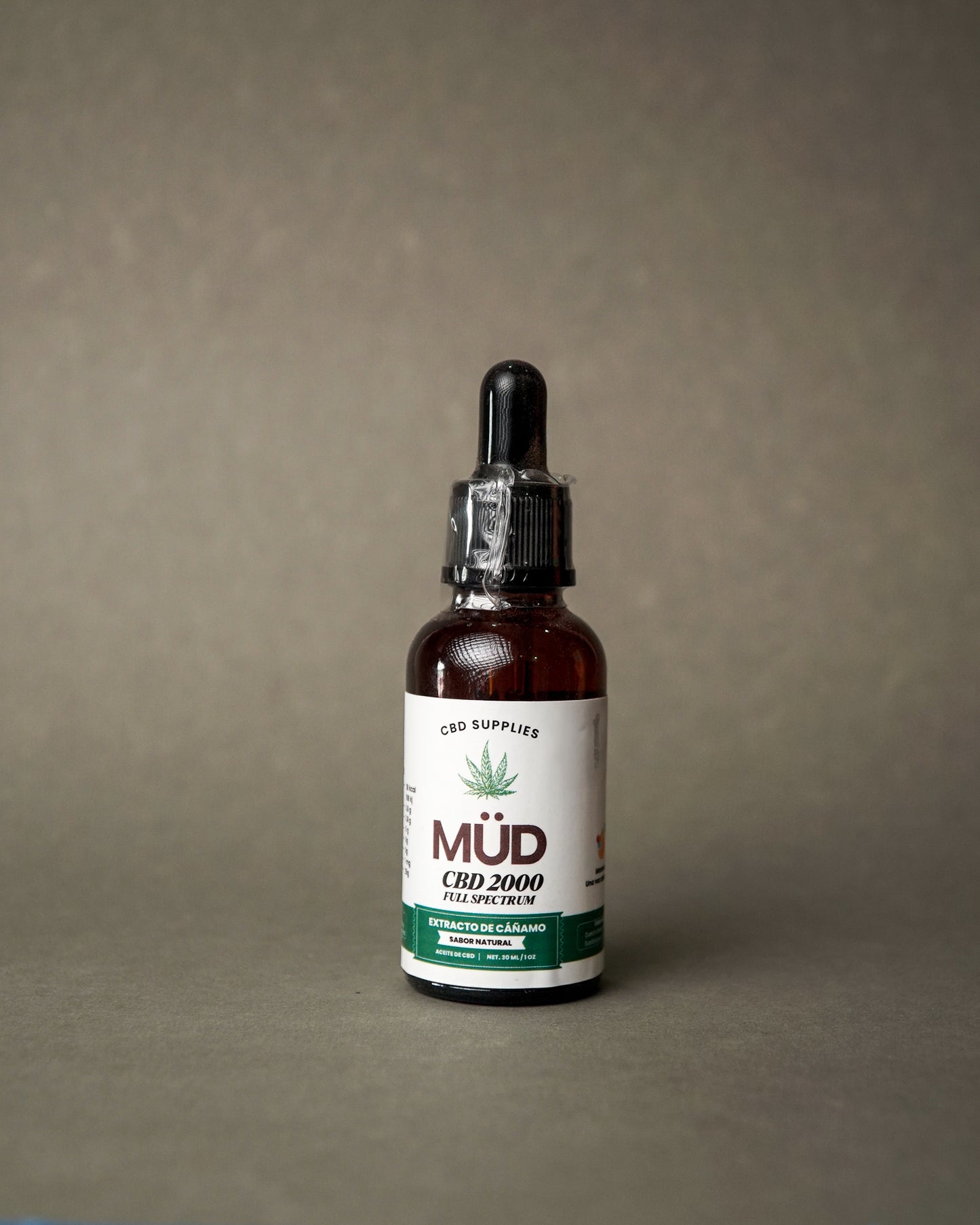 Aceite CBD 2000MG MÜD Natural